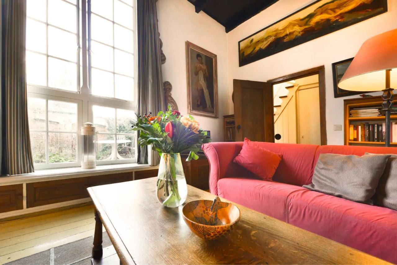 Rustic Retreat: Fireplace, Bbq, + Forest Access Burgh-Haamstede Eksteriør billede