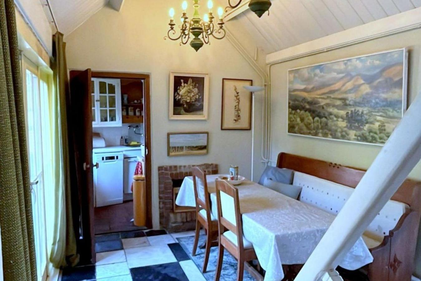 Rustic Retreat: Fireplace, Bbq, + Forest Access Burgh-Haamstede Eksteriør billede